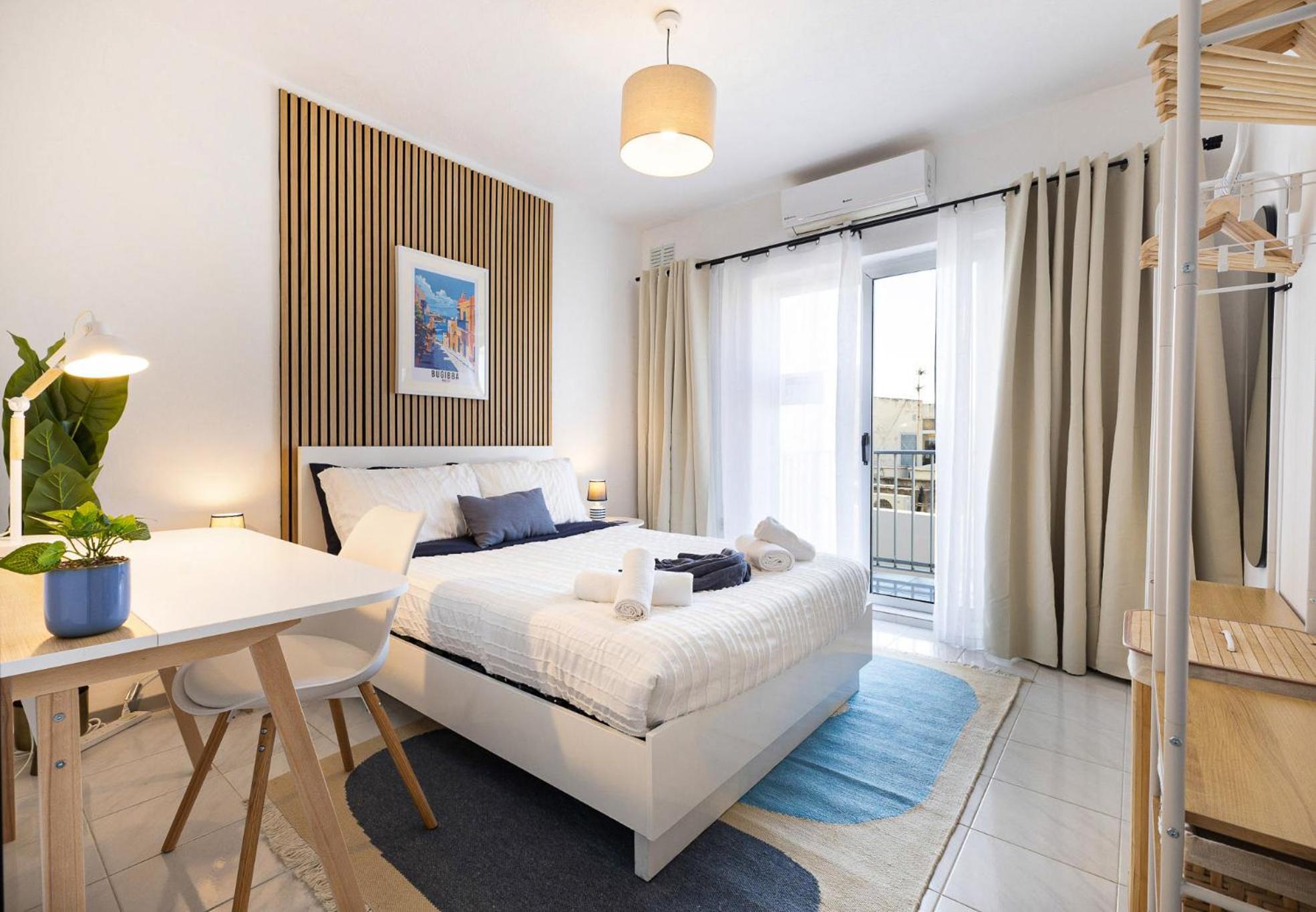 Spacious 2Br Penthouse With A Large Front-Terrace - Close To Bugibba Perched Beach เซนต์พอลส์เบย์ ภายนอก รูปภาพ